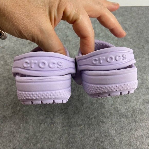 CROCs Classic Clog In Lavender Purple Child Size 4 - Picture 5 of 7